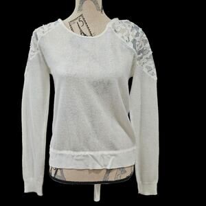 LC Lauren Conrad  Sweater Size M